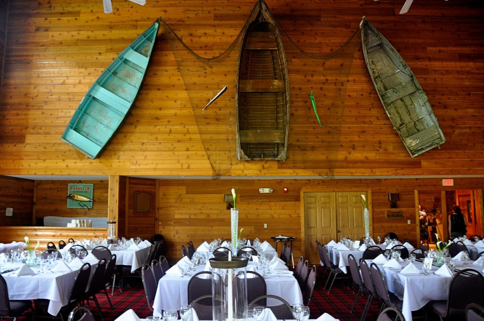 The Lodge At Crooked Lake Siren Étterem fotó